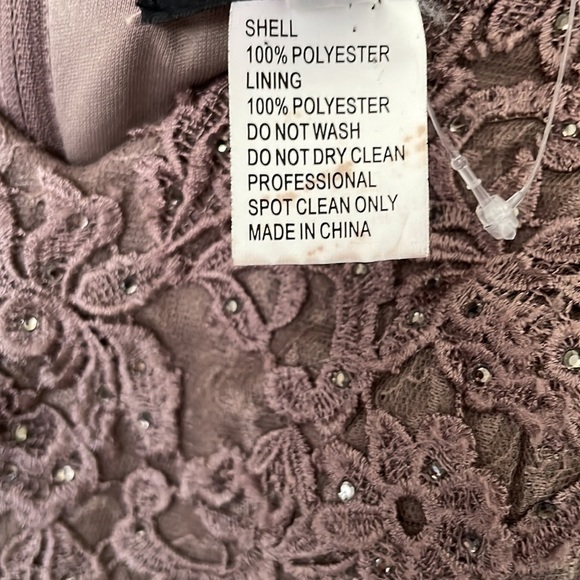 La Femme | Mauve Lace Applique Tulle Sweetheart Neckline Trumpet Gown Size 4 - Picture 13 of 13